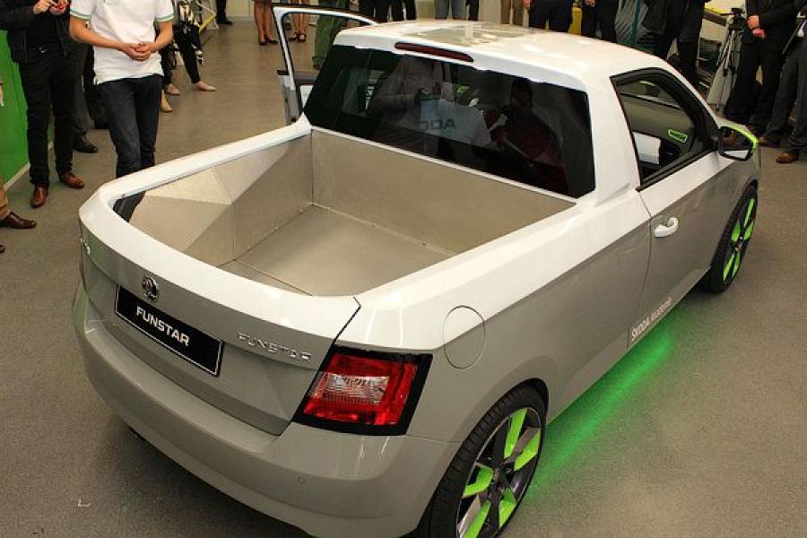  Skoda Fabia FUNstar Pikup 2015 года  (фото 10 из 24)